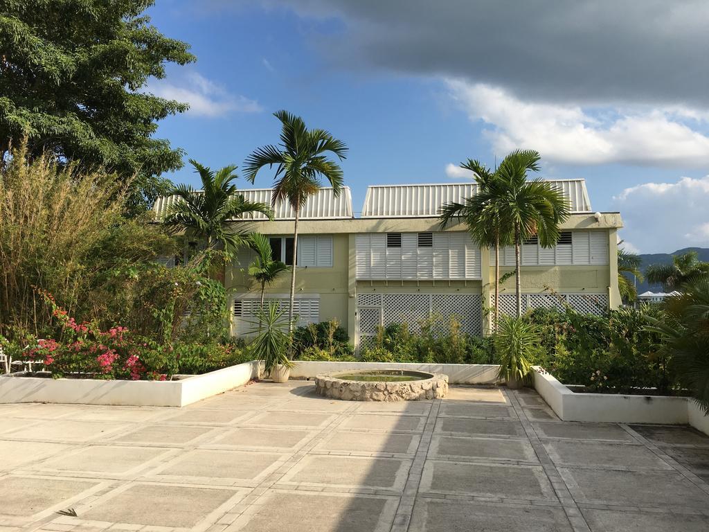Anna'S Joye Seawind - Freeport, Montego Bay Apartman Kültér fotó