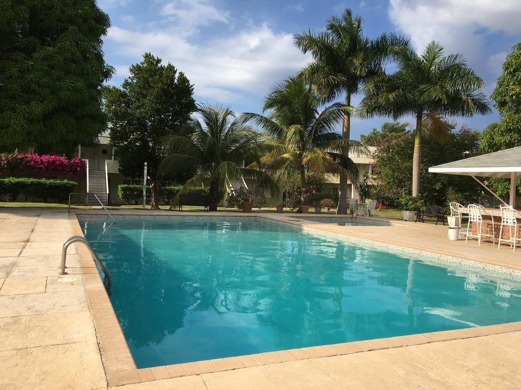 Anna'S Joye Seawind - Freeport, Montego Bay Apartman Kültér fotó