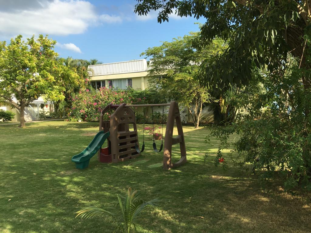 Anna'S Joye Seawind - Freeport, Montego Bay Apartman Kültér fotó