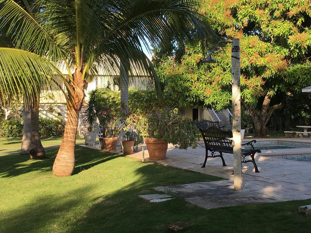 Anna'S Joye Seawind - Freeport, Montego Bay Apartman Kültér fotó